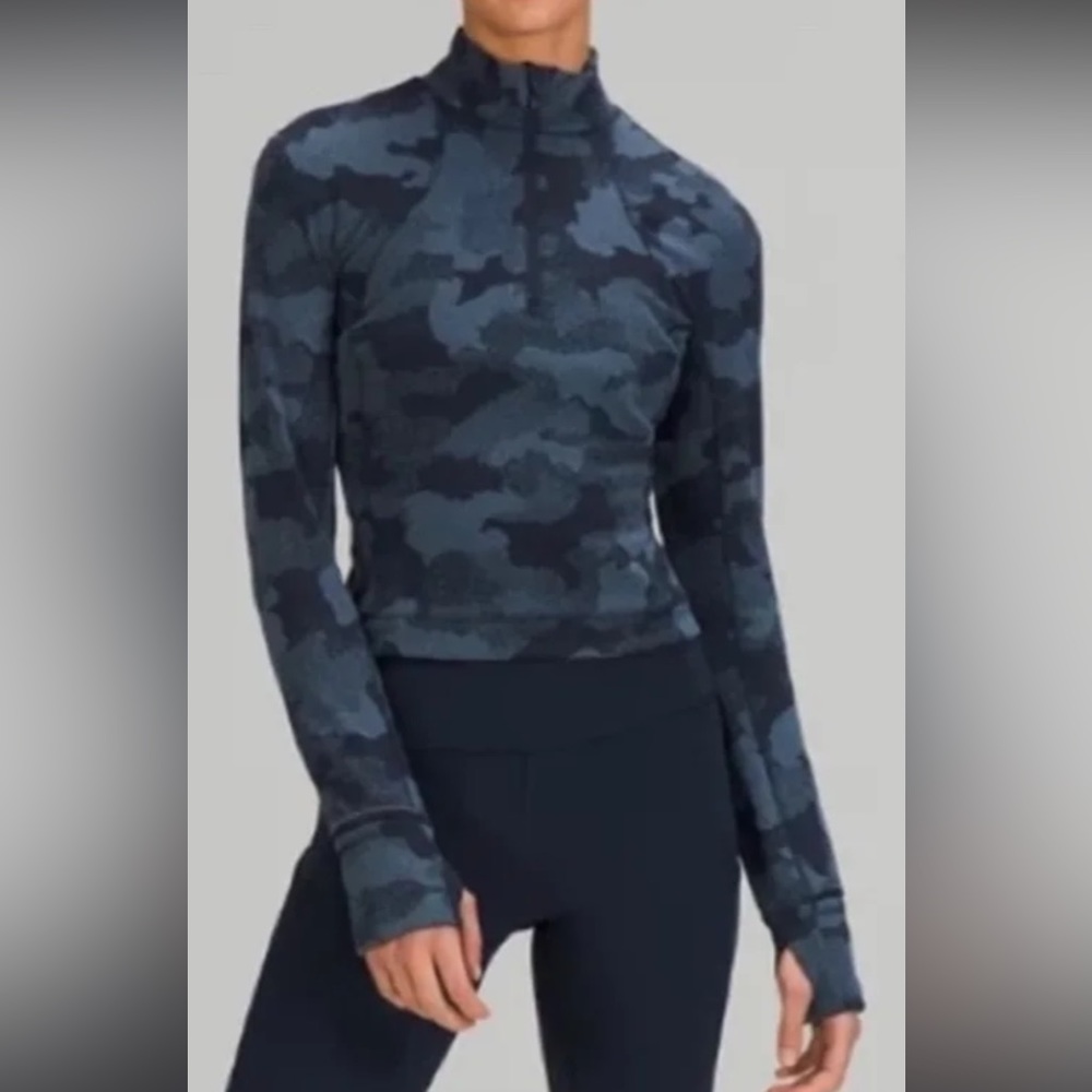 NWOT Lululemon half zip blue camo size 6